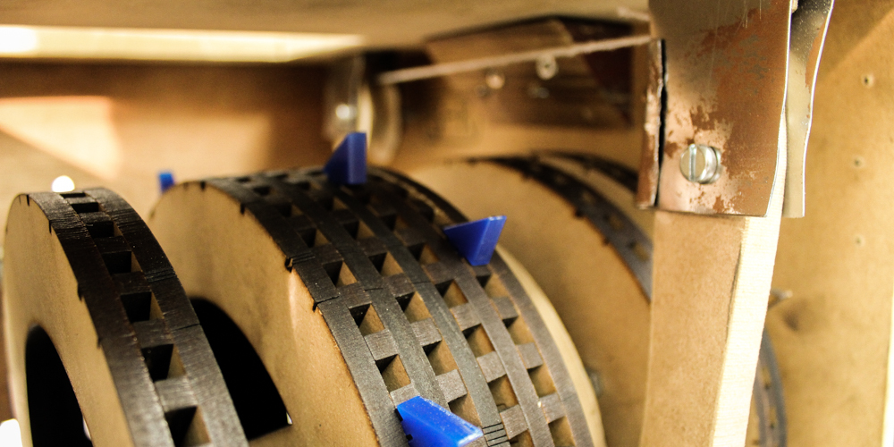 Video: Acoustic Loop Machine - Owen Pickering